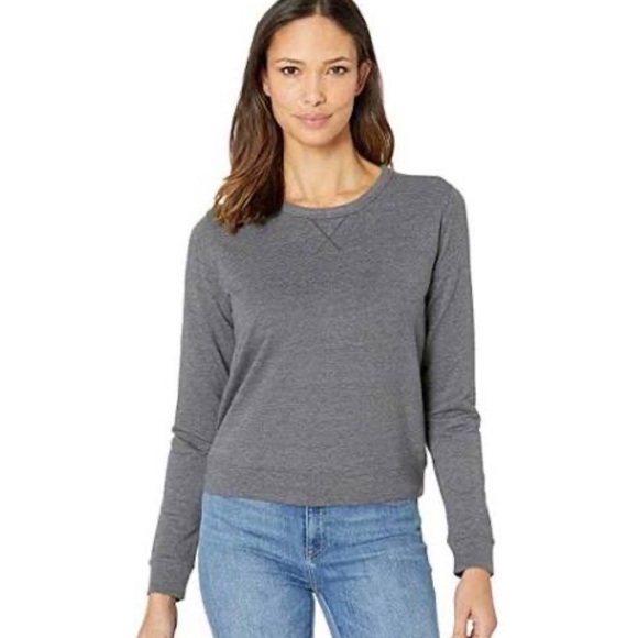 Tasc woman’s performance sweatshirt! - Picture 5 of 5